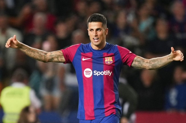 Cancelo I grew up watching Ronaldinho play, I'm proud to be part of Barca