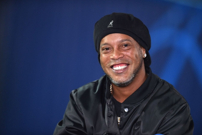 Deco calls Ronaldinho the best player he has ever played with