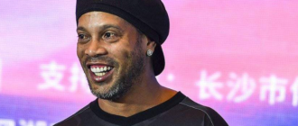 Rivaldo compared his trio of Ronaldinho and Ronaldo to the trio of Messi, Neymar and Suarez