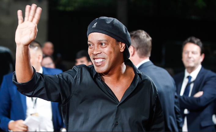 Ronaldinho's Disappointment A Call for Passion in Brazilian Football Ahead of Copa America